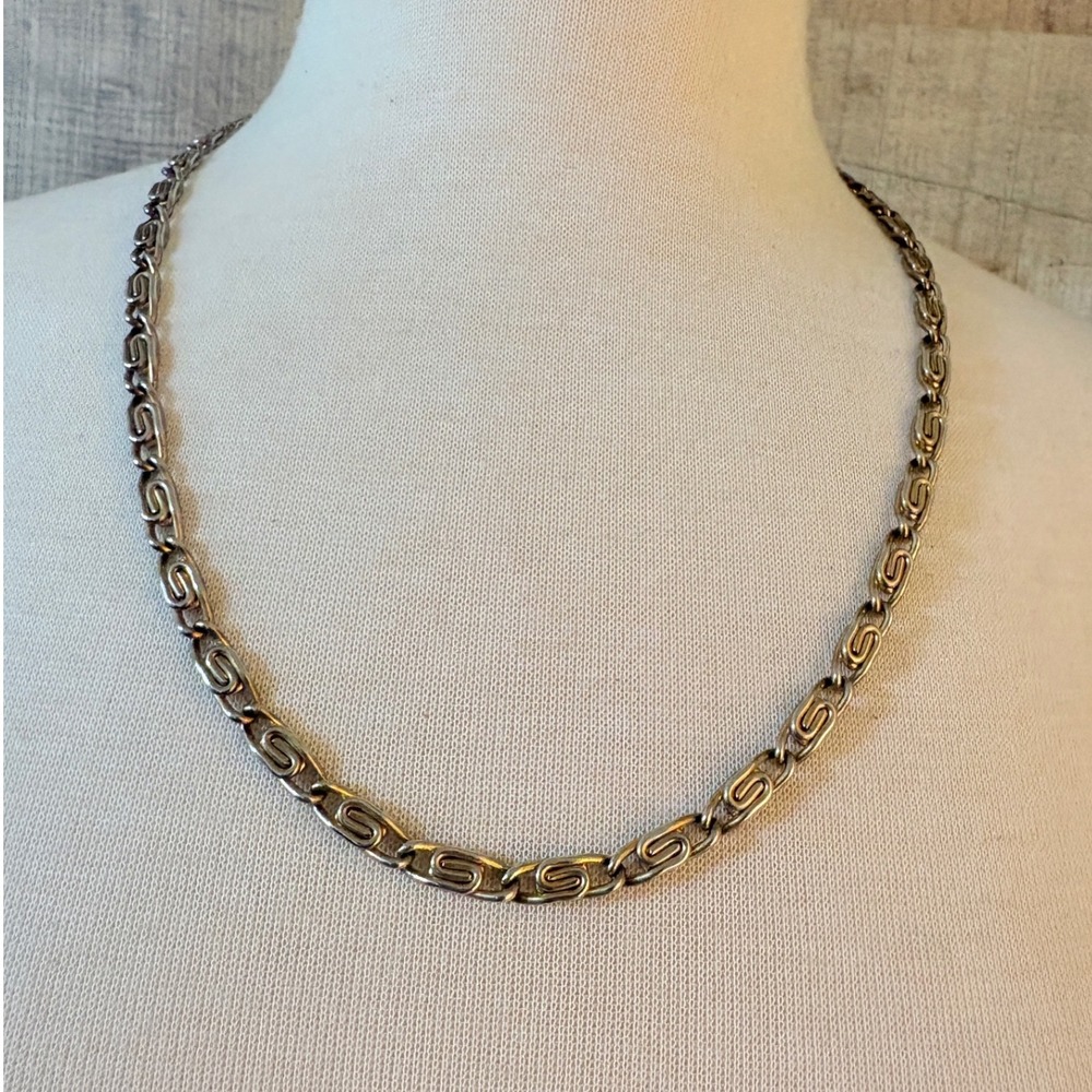 Vintage Silver Tone Interlocking S Link Chain Necklace 24 Inch